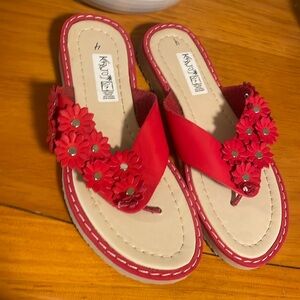 New Women’s Sandals